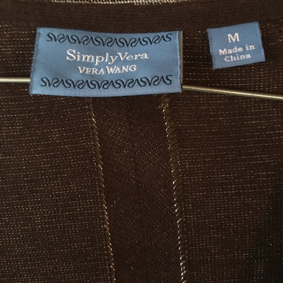 Very nice women’s button down sweater size medium - Picture 4 of 8